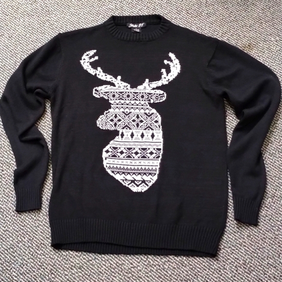 Studio 84 black cotton blend sweater with reindeer design Sz L Exc condition - Picture 1 of 7